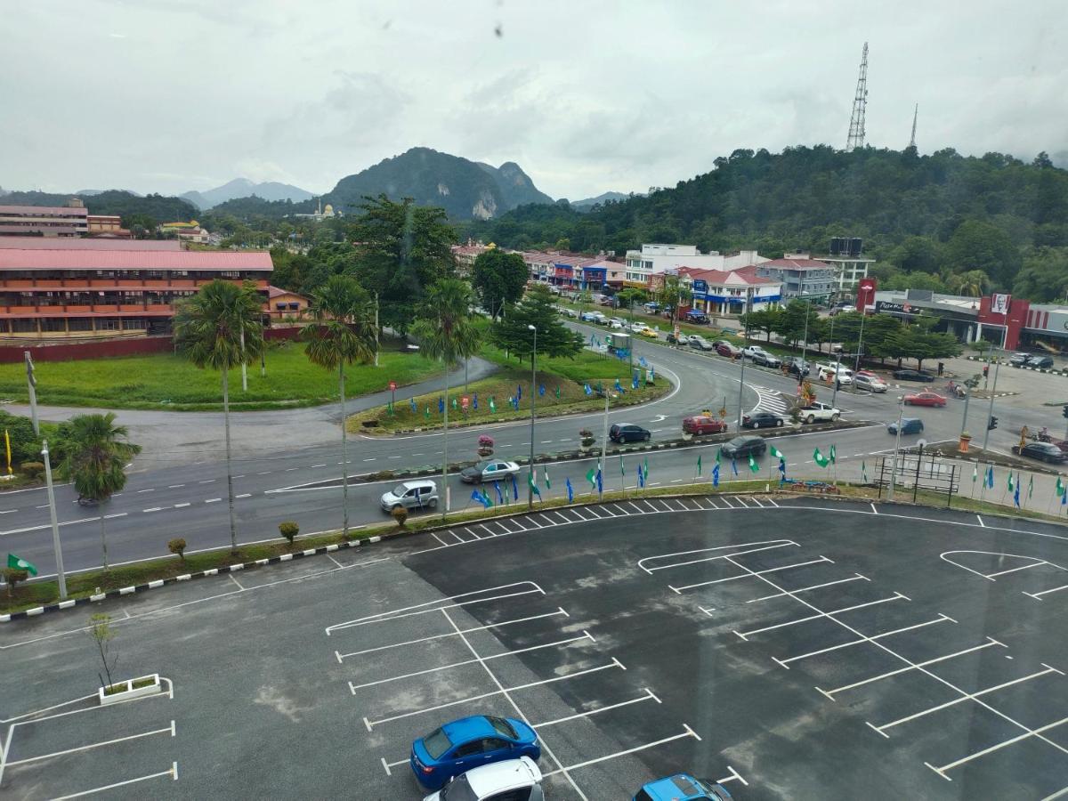 Alish Studio Apartment With Pool, Netflix, Wifi Gua Musang Ngoại thất bức ảnh