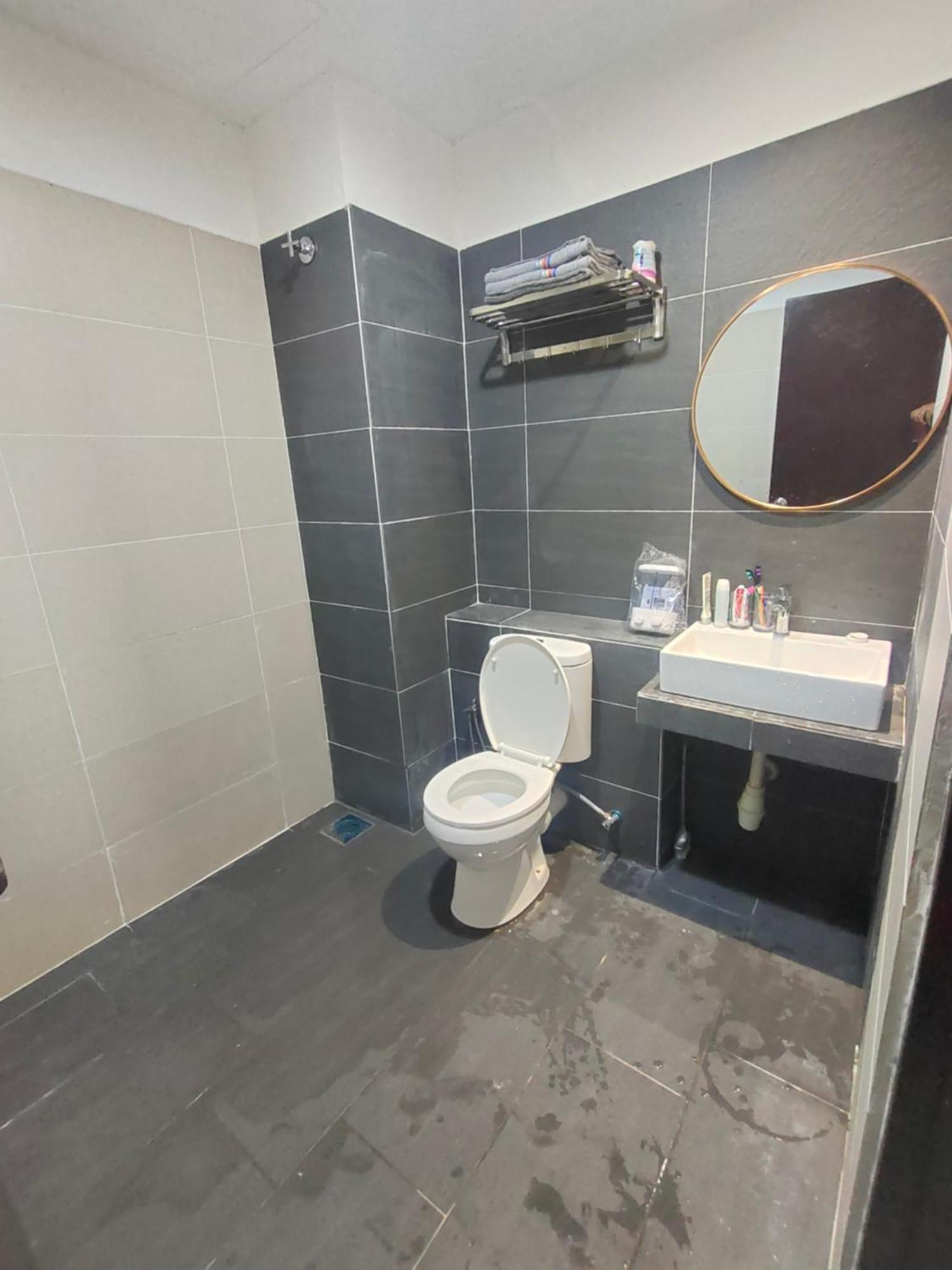 Alish Studio Apartment With Pool, Netflix, Wifi Gua Musang Ngoại thất bức ảnh